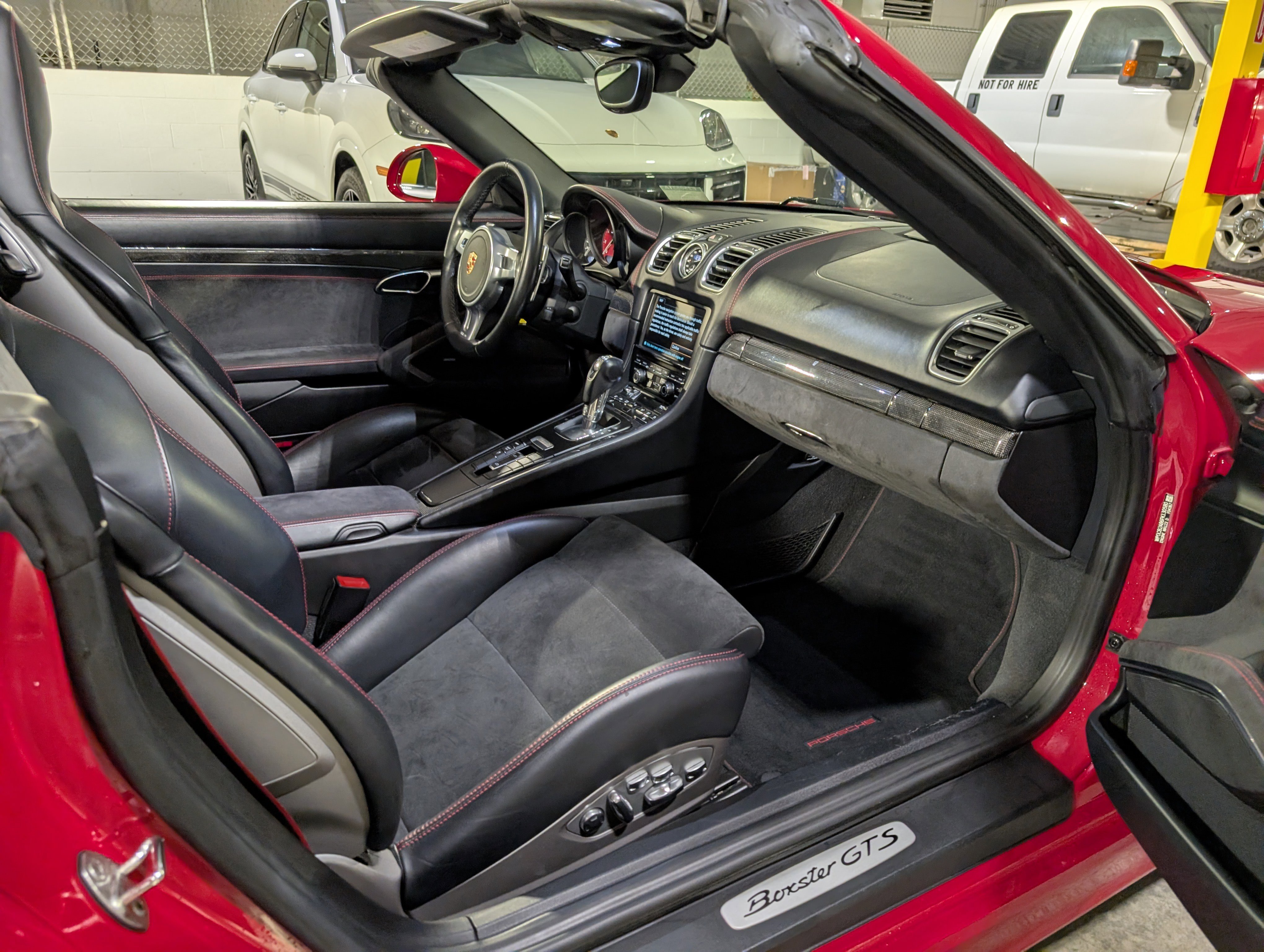 Used 2015 Porsche Boxster GTS image 24