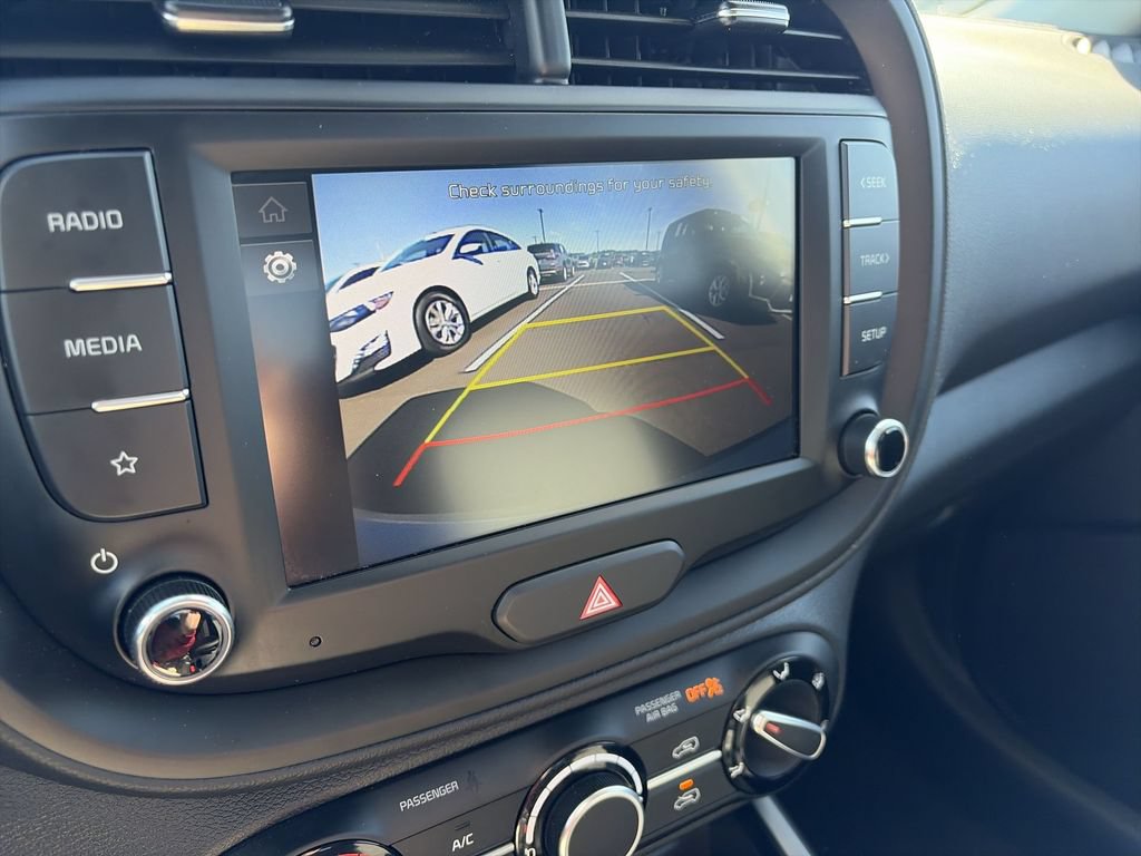 Used 2025 Kia Soul LX FWD image 19