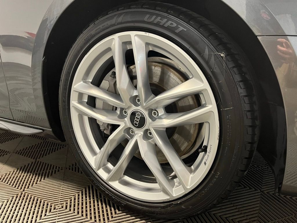 Used 2023 Audi A4 2.0T Premium Plus AWD/4WD image 3