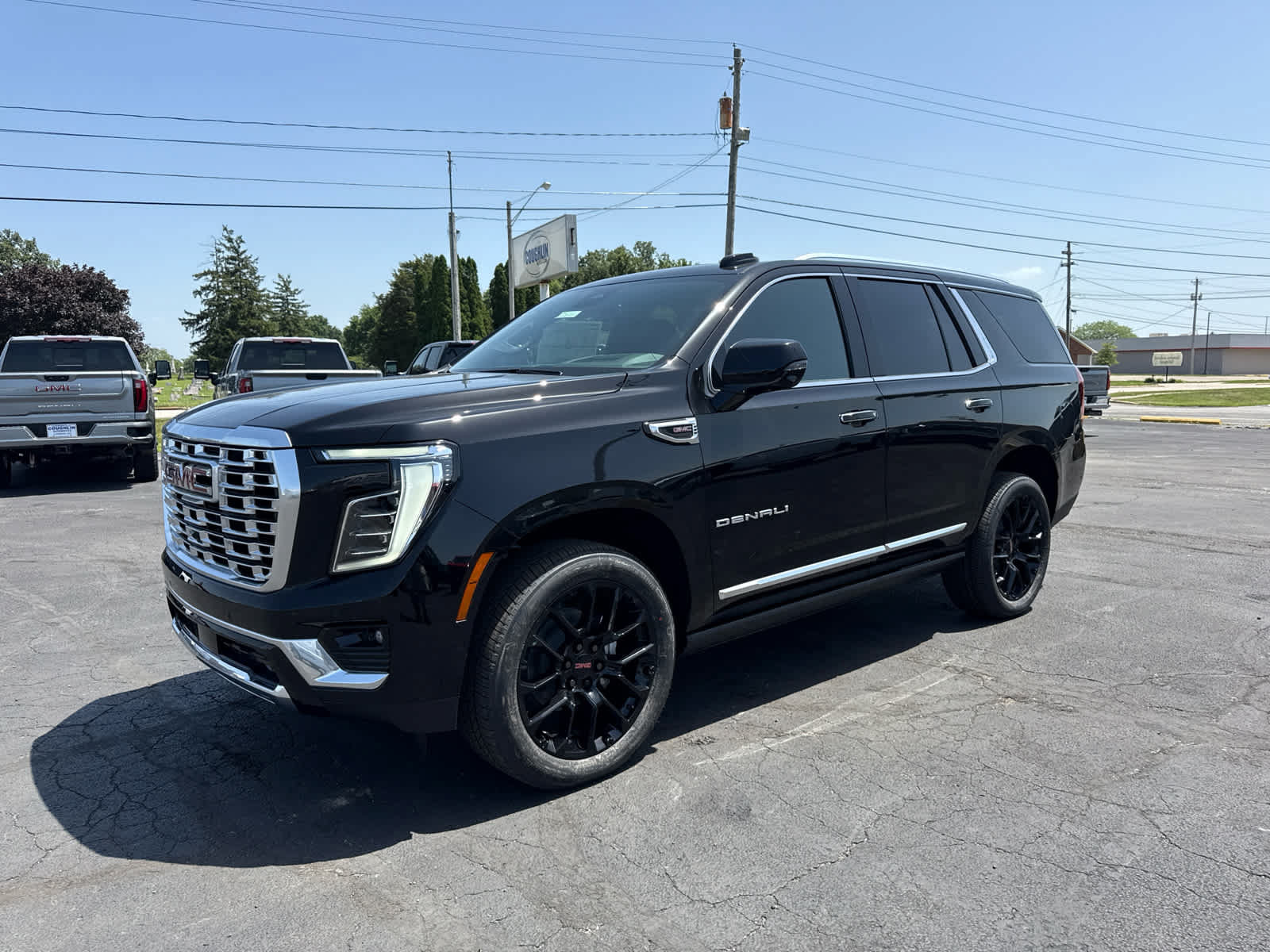New 2026 GMC Yukon Denali w/ Sun & Power Step Package