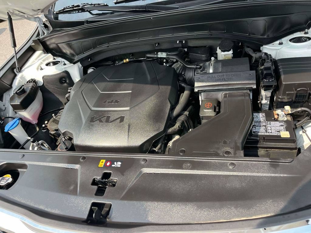 Used 2022 Kia Telluride LX FWD image 39