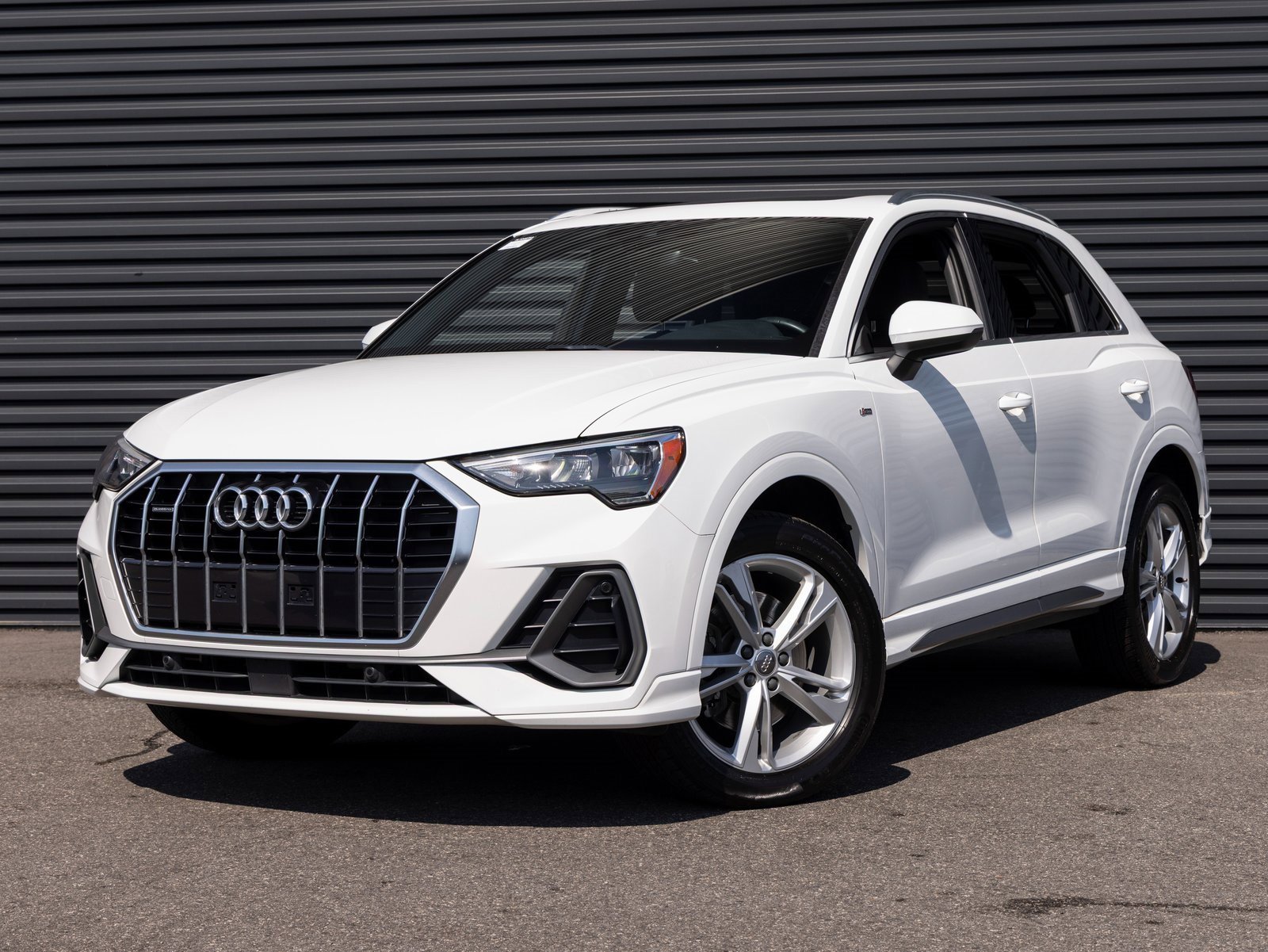 Used 2020 Audi Q3 2.0T Premium w/ Convenience Package