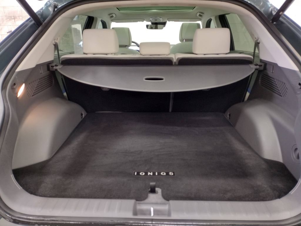 Certified 2023 Hyundai Ioniq 5 Limited w/ Cargo Package image 19