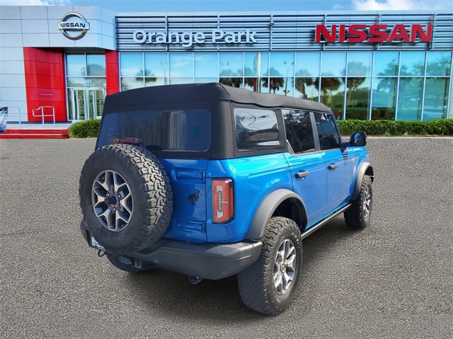 Used 2023 Ford Bronco Badlands image 2