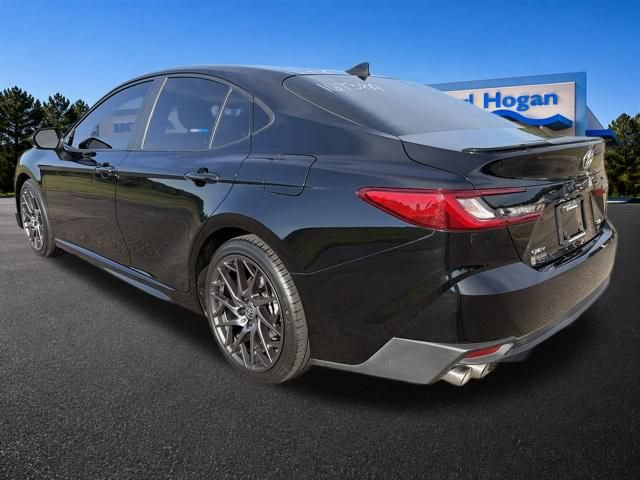 Used 2025 Toyota Camry SE w/ Convenience Package FWD image 4
