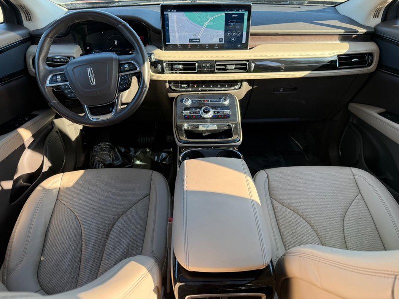 Certified 2023 Lincoln Nautilus Reserve AWD/4WD image 11