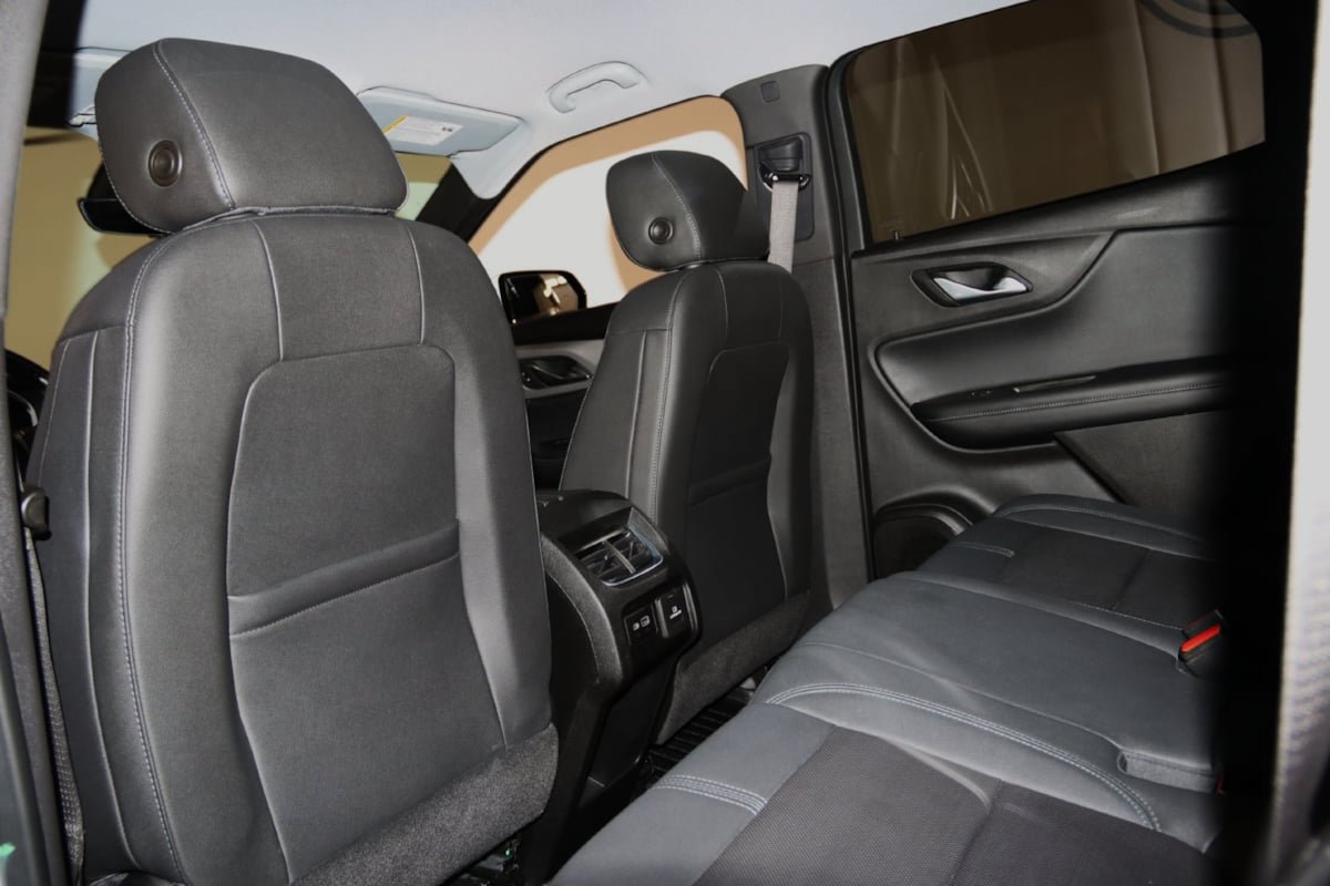 Used 2022 Chevrolet Blazer LT w/ Sound & Technology Package AWD/4WD image 63
