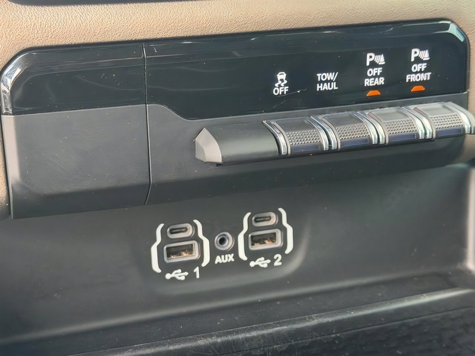 Used 2022 RAM 1500 Laramie AWD/4WD image 27