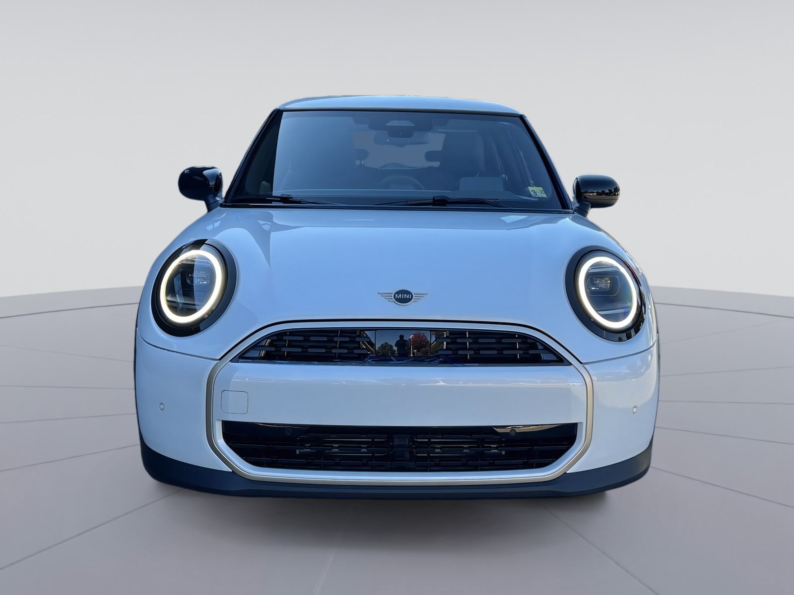 New 2025 MINI Cooper 2-Door Hardtop FWD image 8