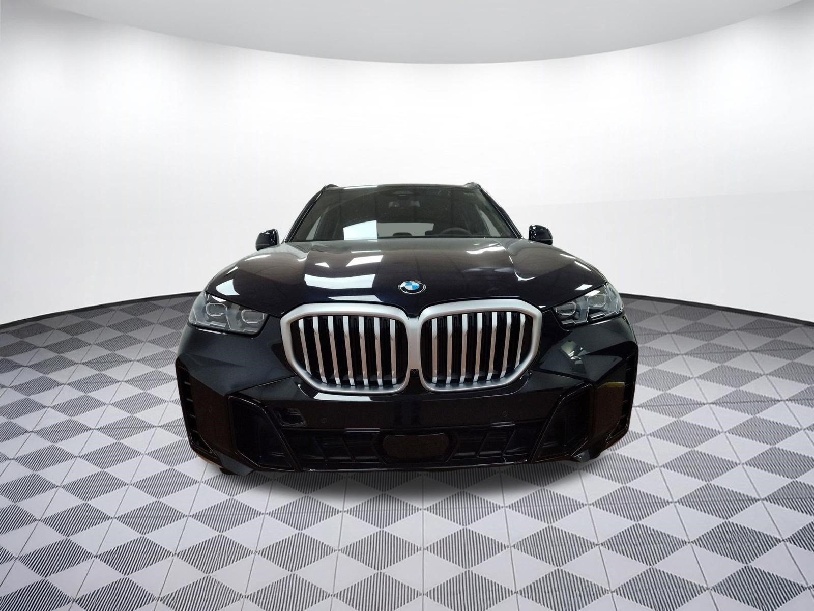 Used 2026 BMW X5 xDrive40i w/ M Sport Package AWD/4WD image 5