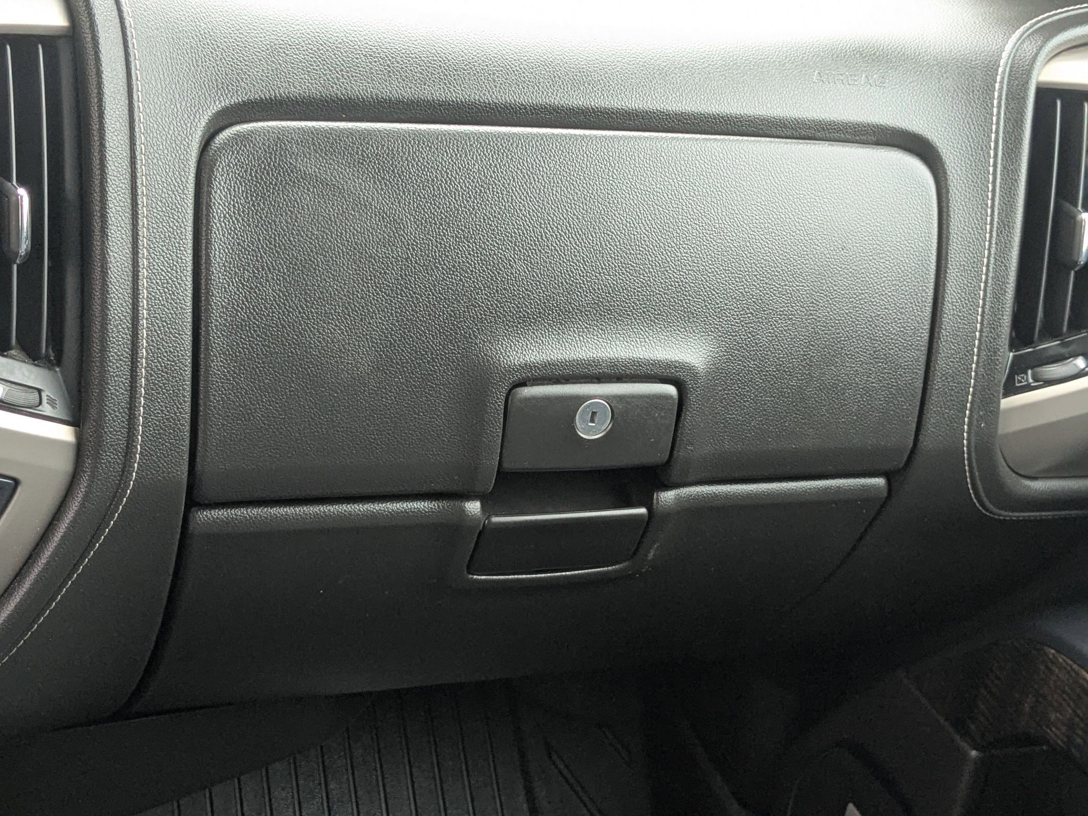 Used 2016 GMC Sierra 3500 Denali w/ Duramax Plus Package image 26