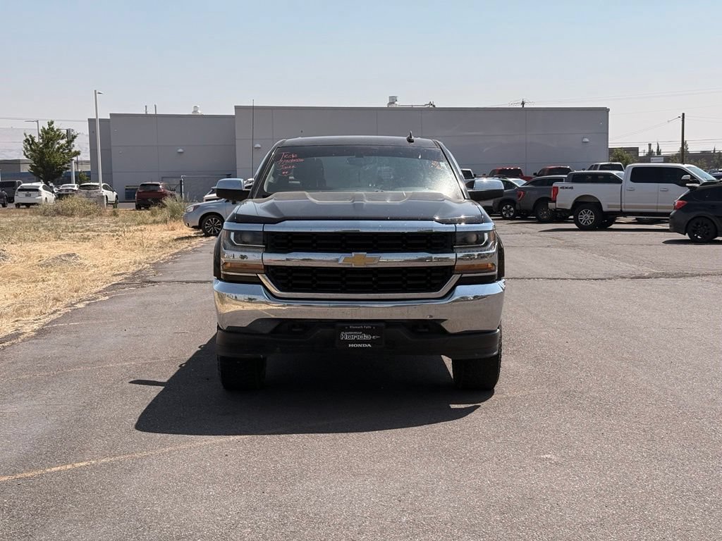 Used 2018 Chevrolet Silverado 1500 LT AWD/4WD image 9