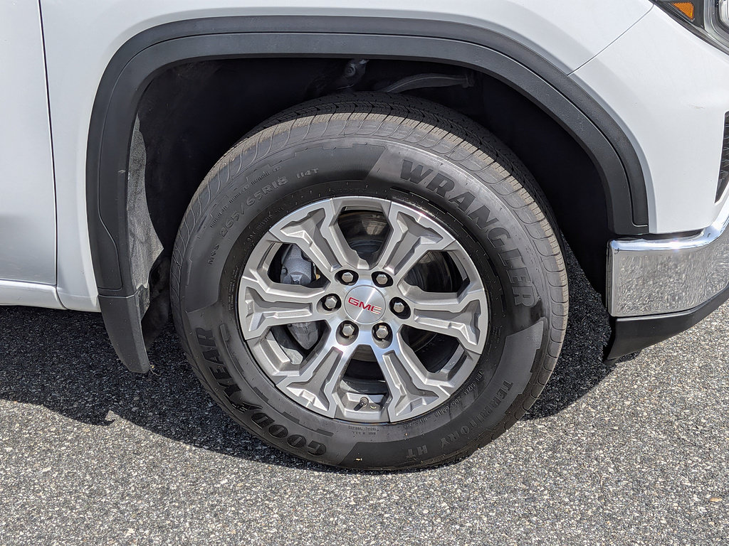 Certified 2025 GMC Sierra 1500 SLT RWD image 10