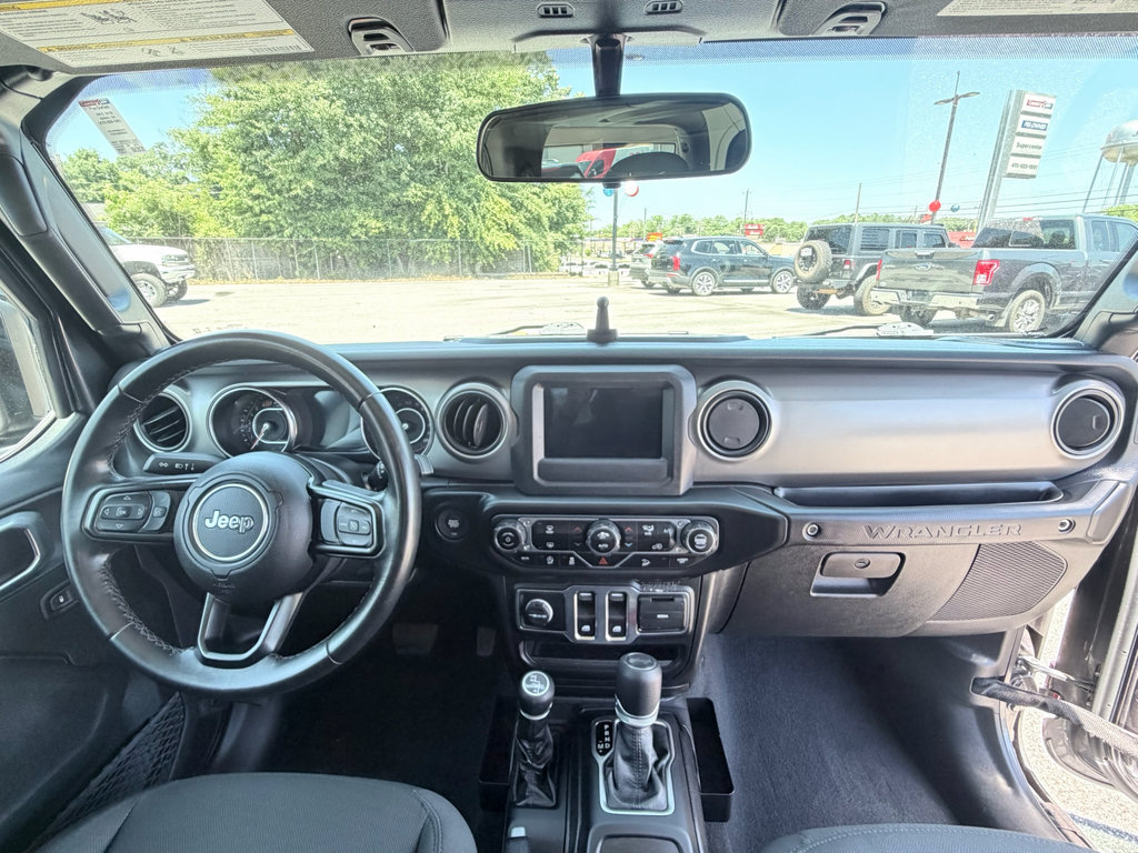 Used 2020 Jeep Wrangler Sport AWD/4WD image 11