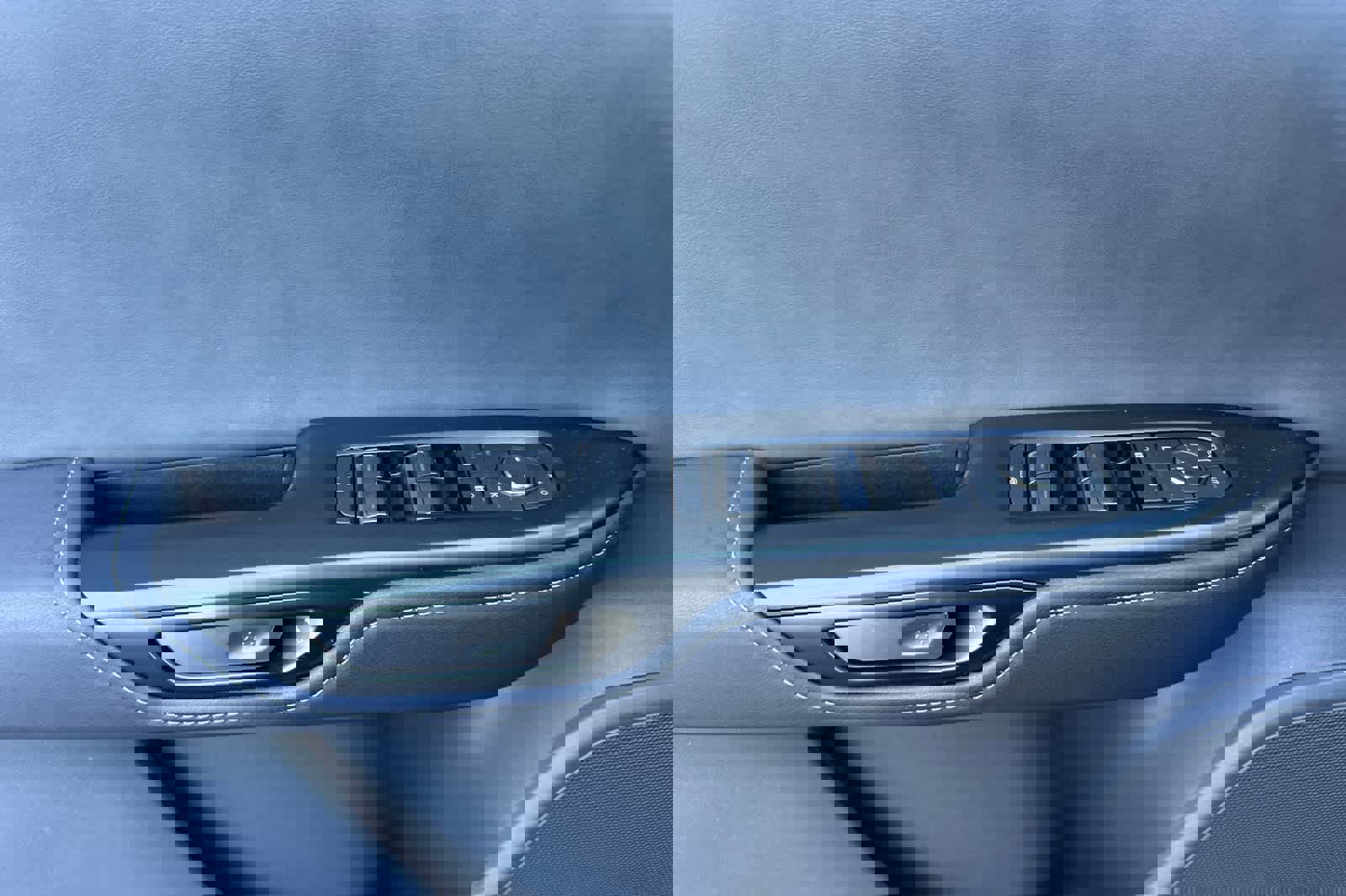 Certified 2025 Lexus RZ 300e w/ Accessory Package (Z2) image 12