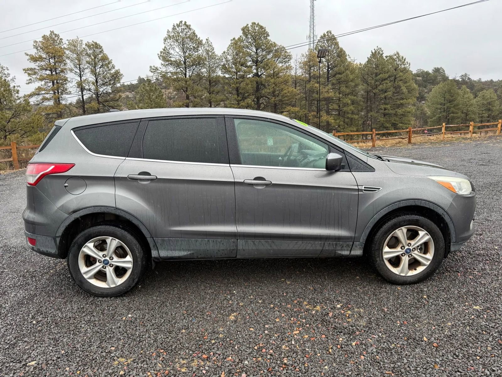 Used 2013 Ford Escape SE image 4