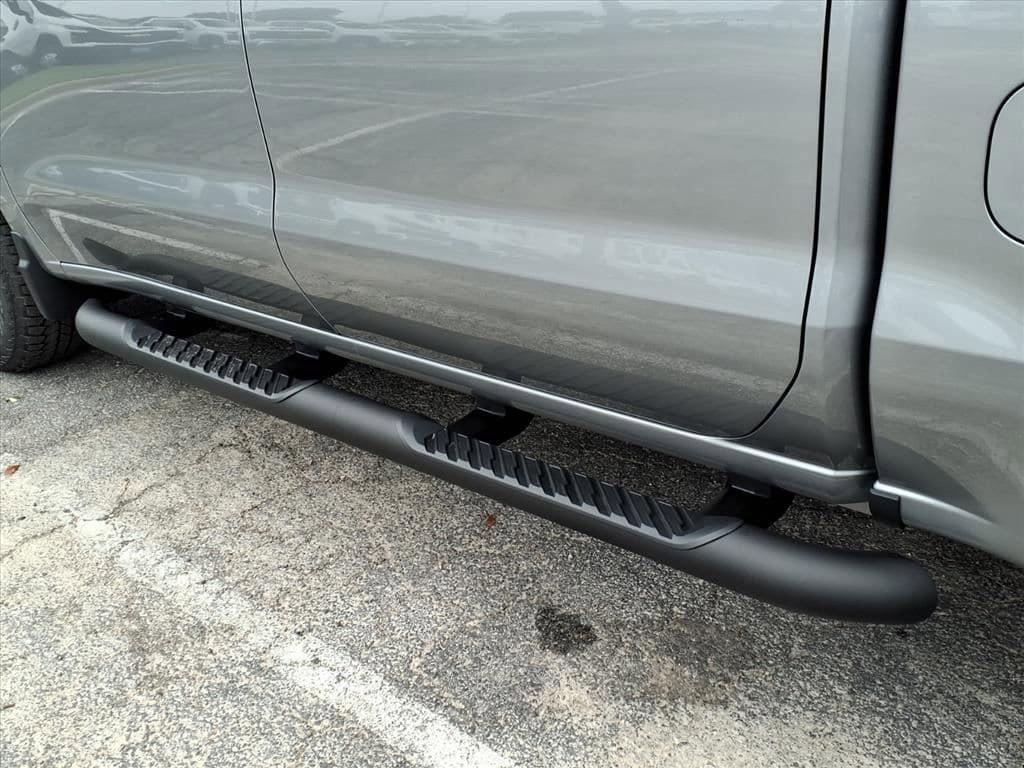 New 2026 Chevrolet Silverado 1500 Custom RWD image 15