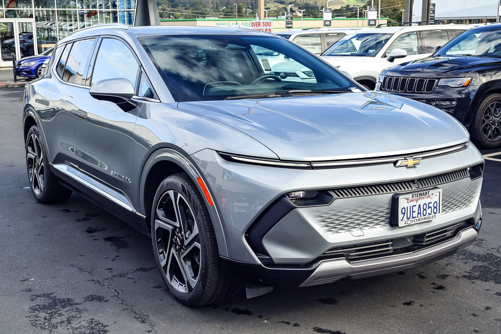 Used 2025 Chevrolet Equinox EV LT w/ Convenience Package II image 21