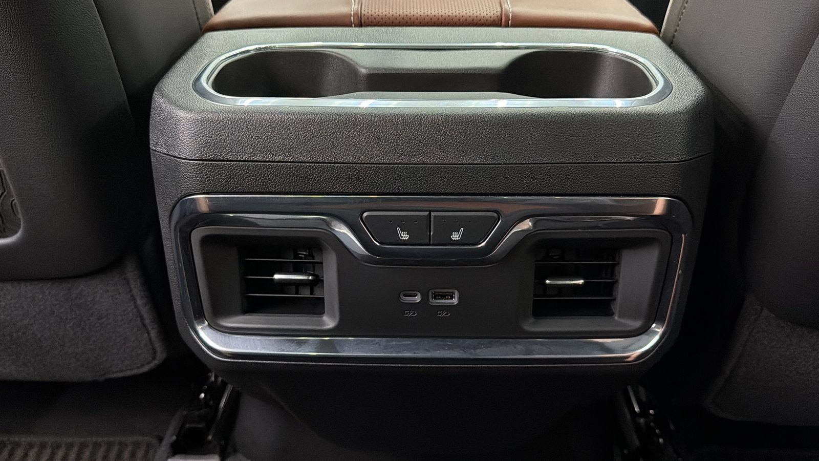 Used 2026 GMC Sierra 1500 Denali Ultimate AWD/4WD image 39