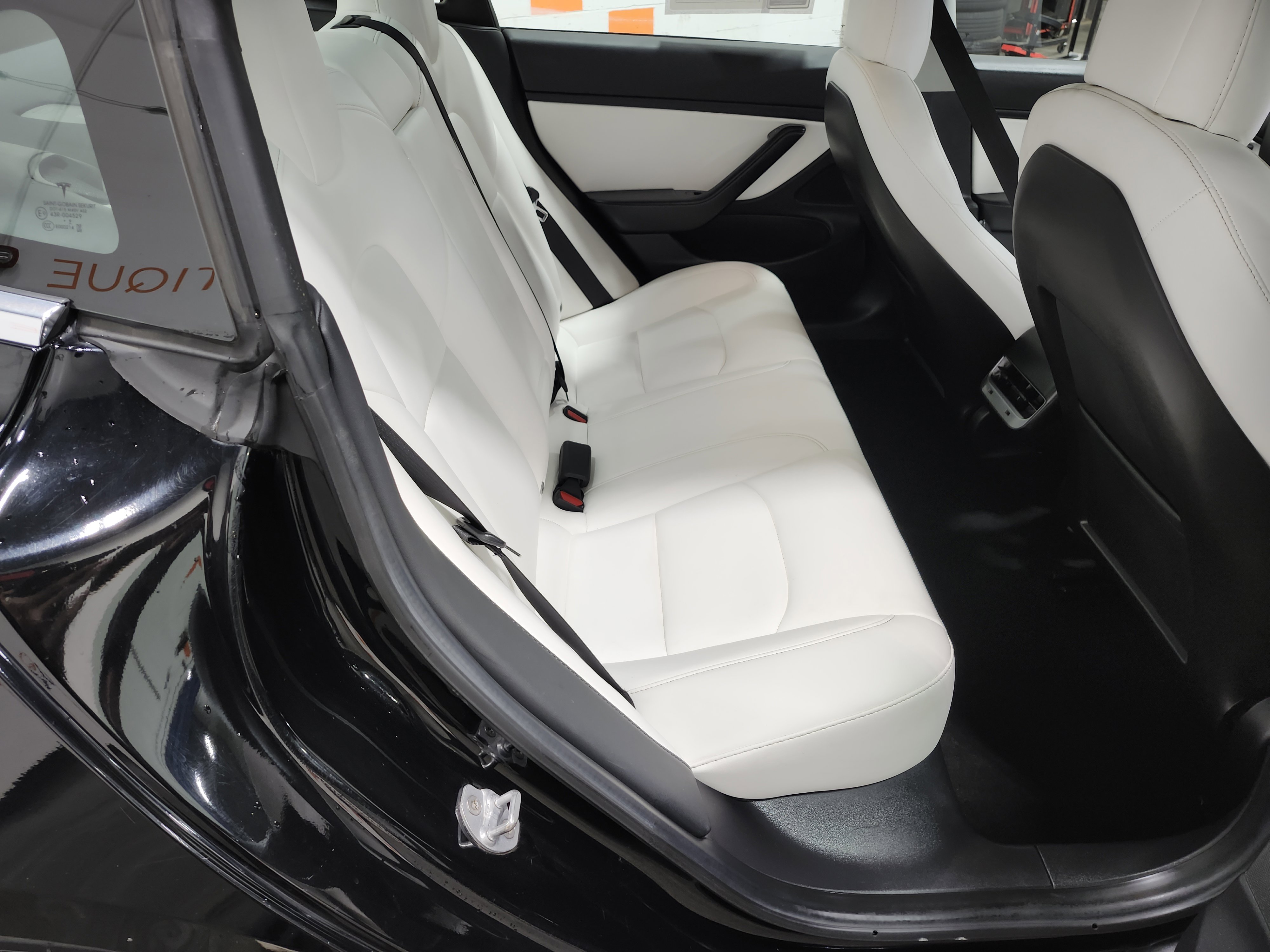 Used 2019 Tesla Model 3 Long Range image 19
