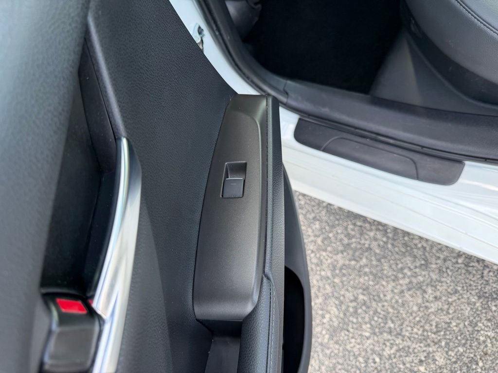 Used 2023 Toyota Camry XLE image 17