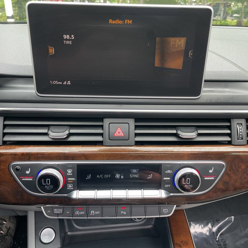 Used 2018 Audi A4 2.0T Premium Plus w/ Premium Plus Package AWD/4WD image 9