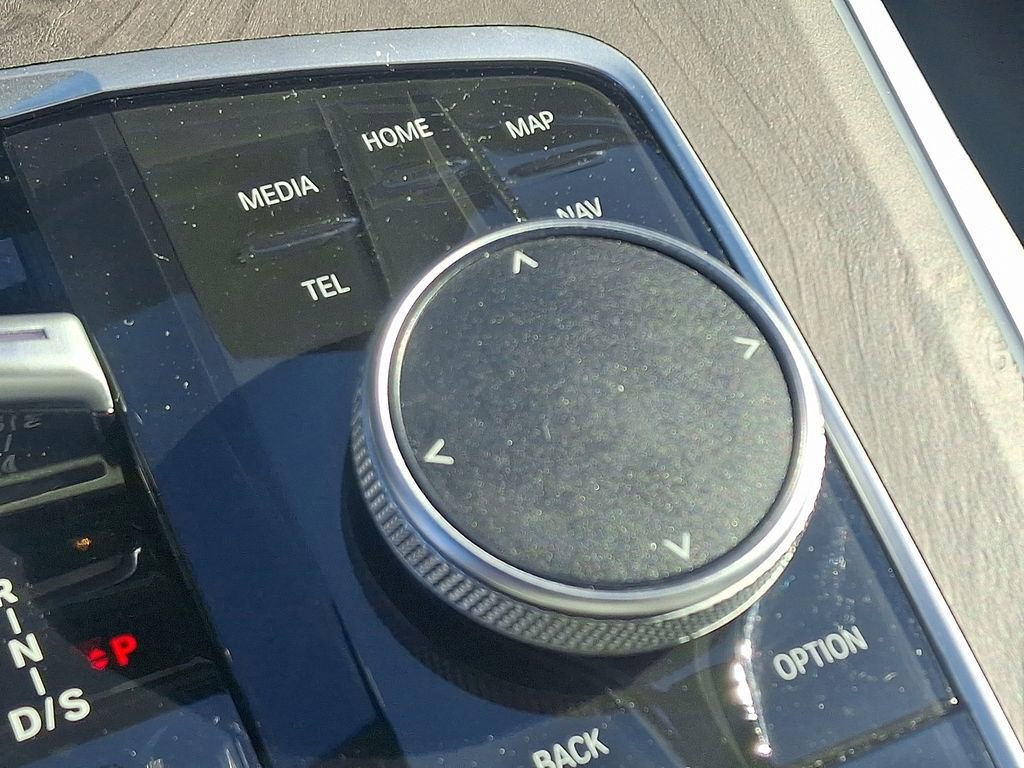 Used 2024 BMW X5 sDrive40i w/ Premium Package image 26