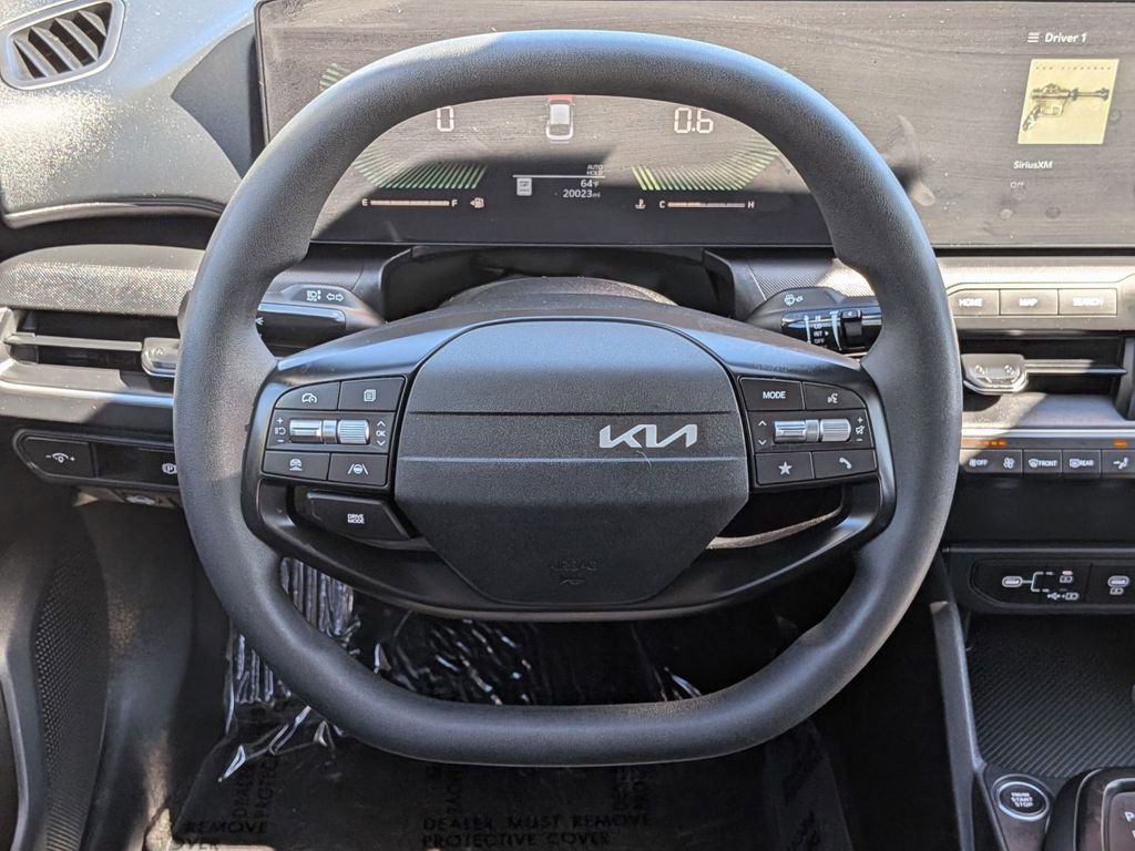 Used 2025 Kia K4 LXS image 18