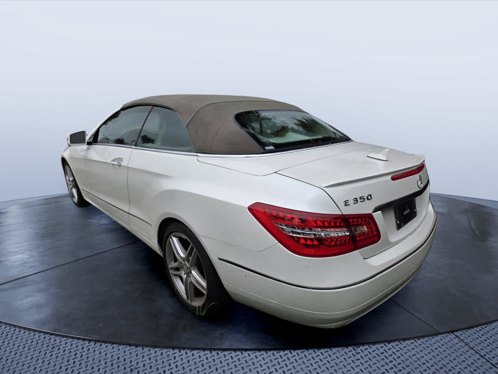 Used 2013 Mercedes-Benz E 350 Cabriolet image 3