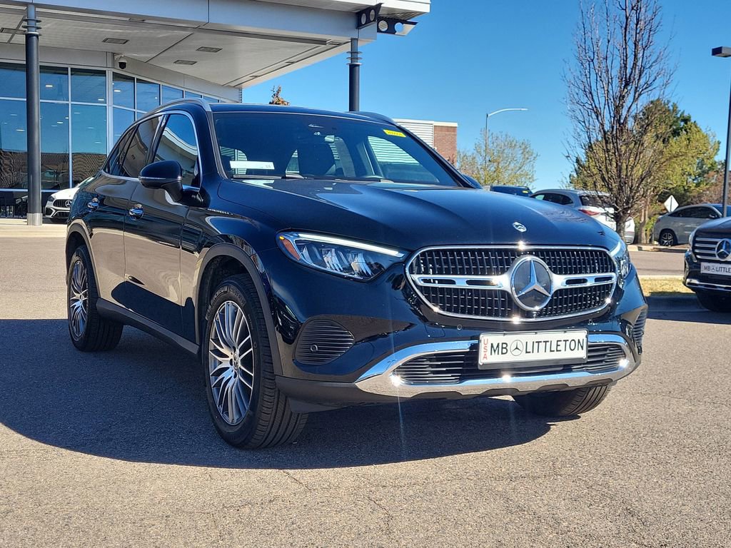Used 2026 Mercedes-Benz GLC 300 4MATIC image 3