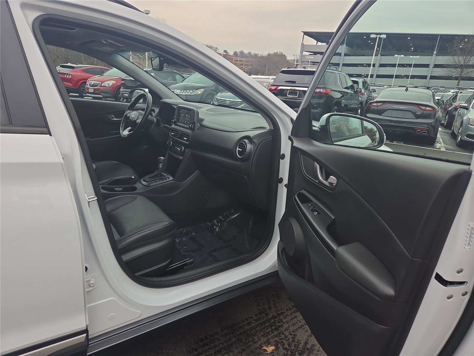 Used 2021 Hyundai Kona Limited w/ Cargo Package image 26