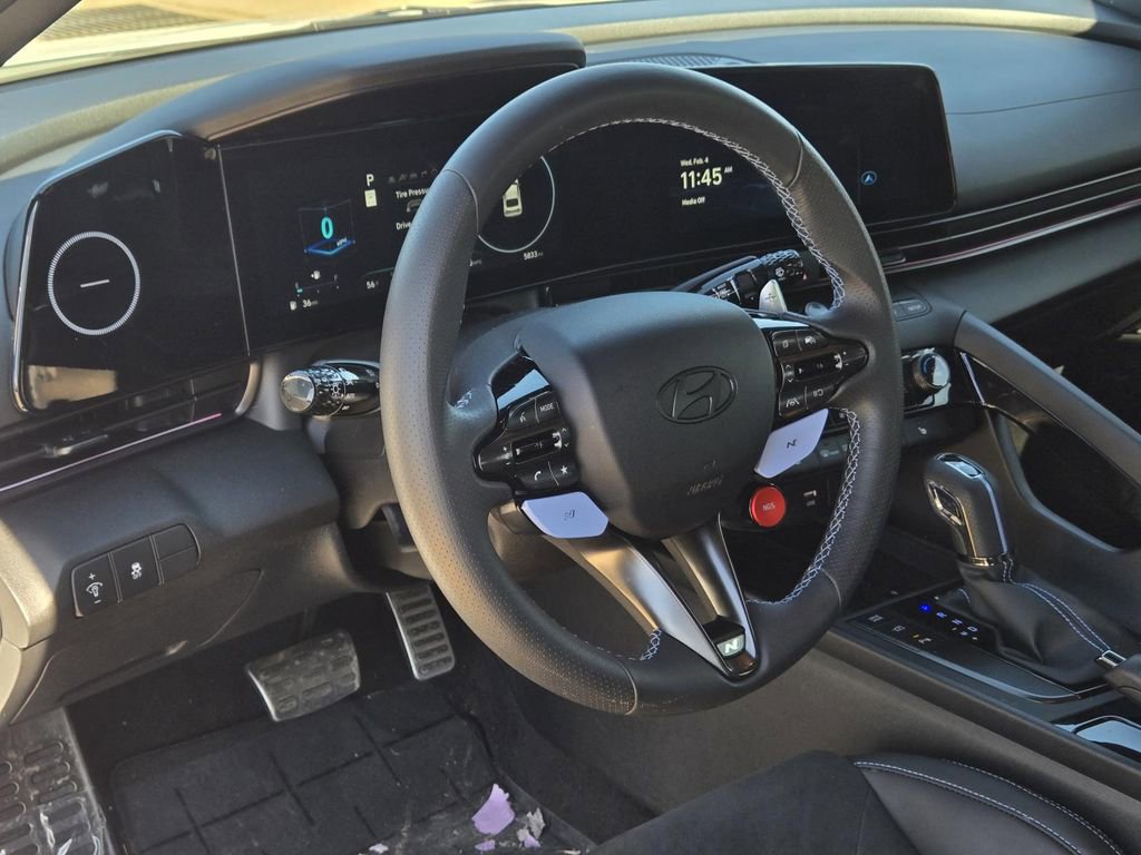 Used 2025 Hyundai Elantra N image 17