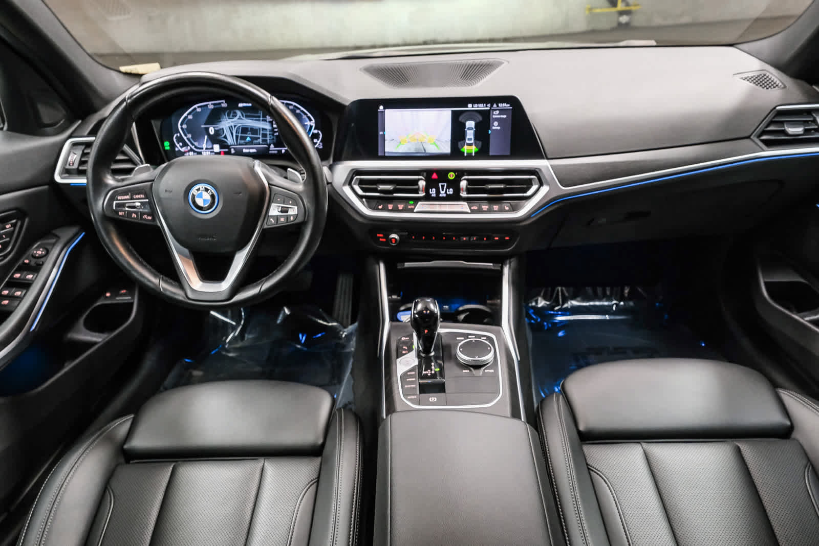 Used 2022 BMW 330e w/ Driving Assistance Package RWD image 15