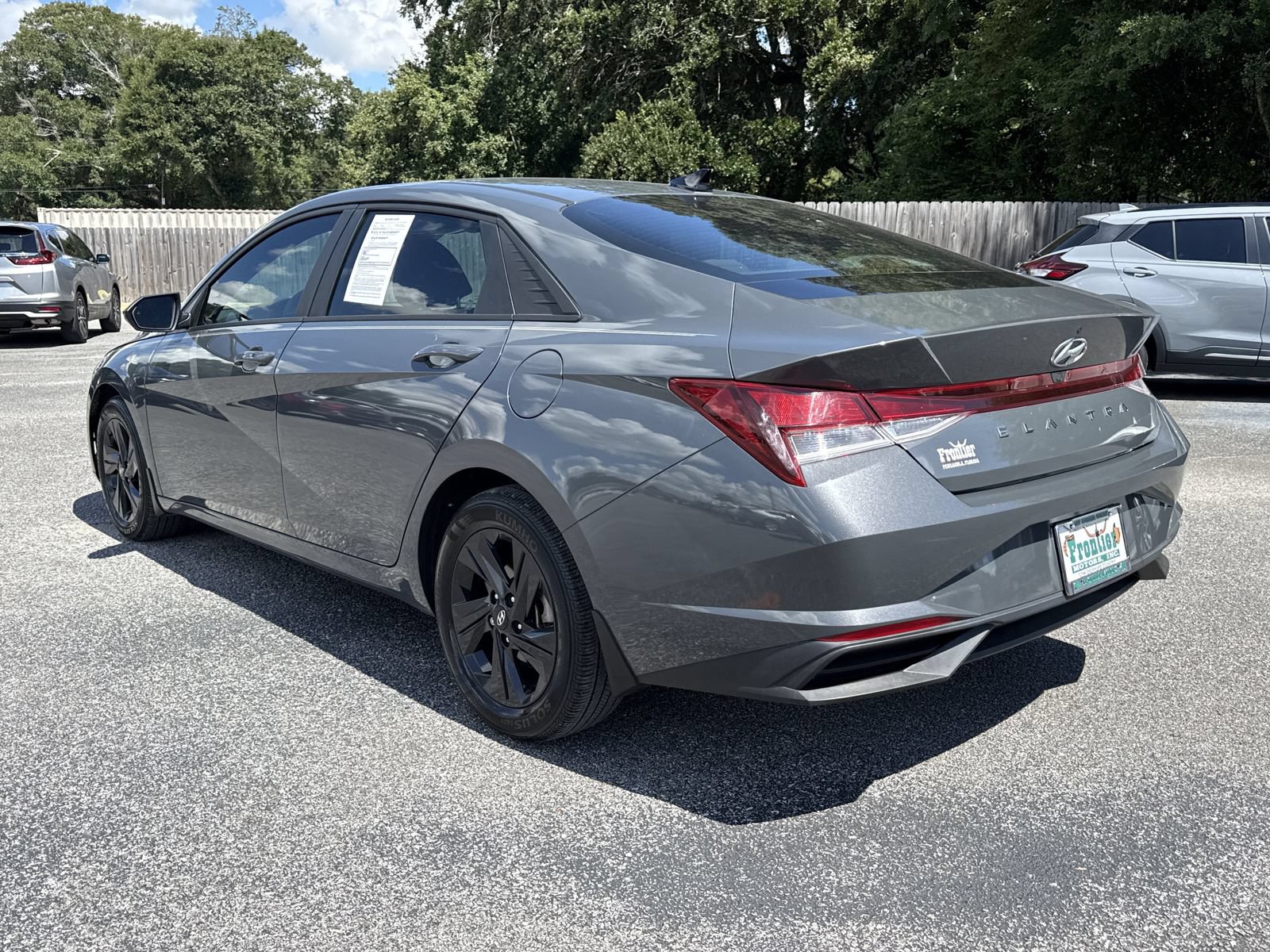 Used 2023 Hyundai Elantra SEL FWD image 3