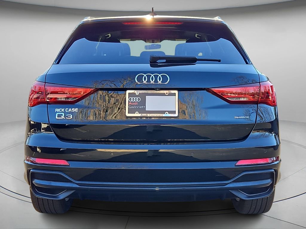 Used 2020 Audi Q3 2.0T Premium image 6