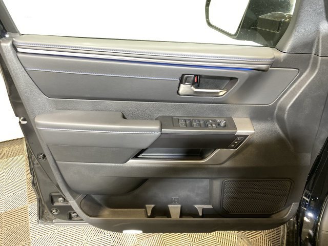 Used 2023 Toyota Tundra Platinum AWD/4WD image 28