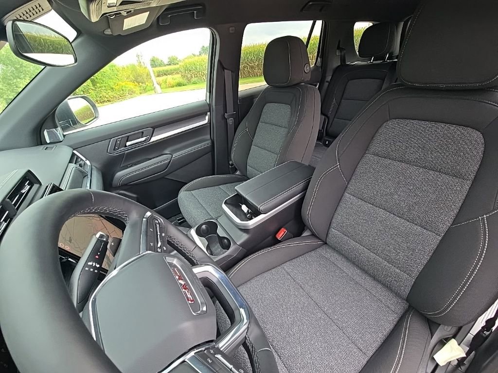 New 2026 GMC Terrain Elevation image 34