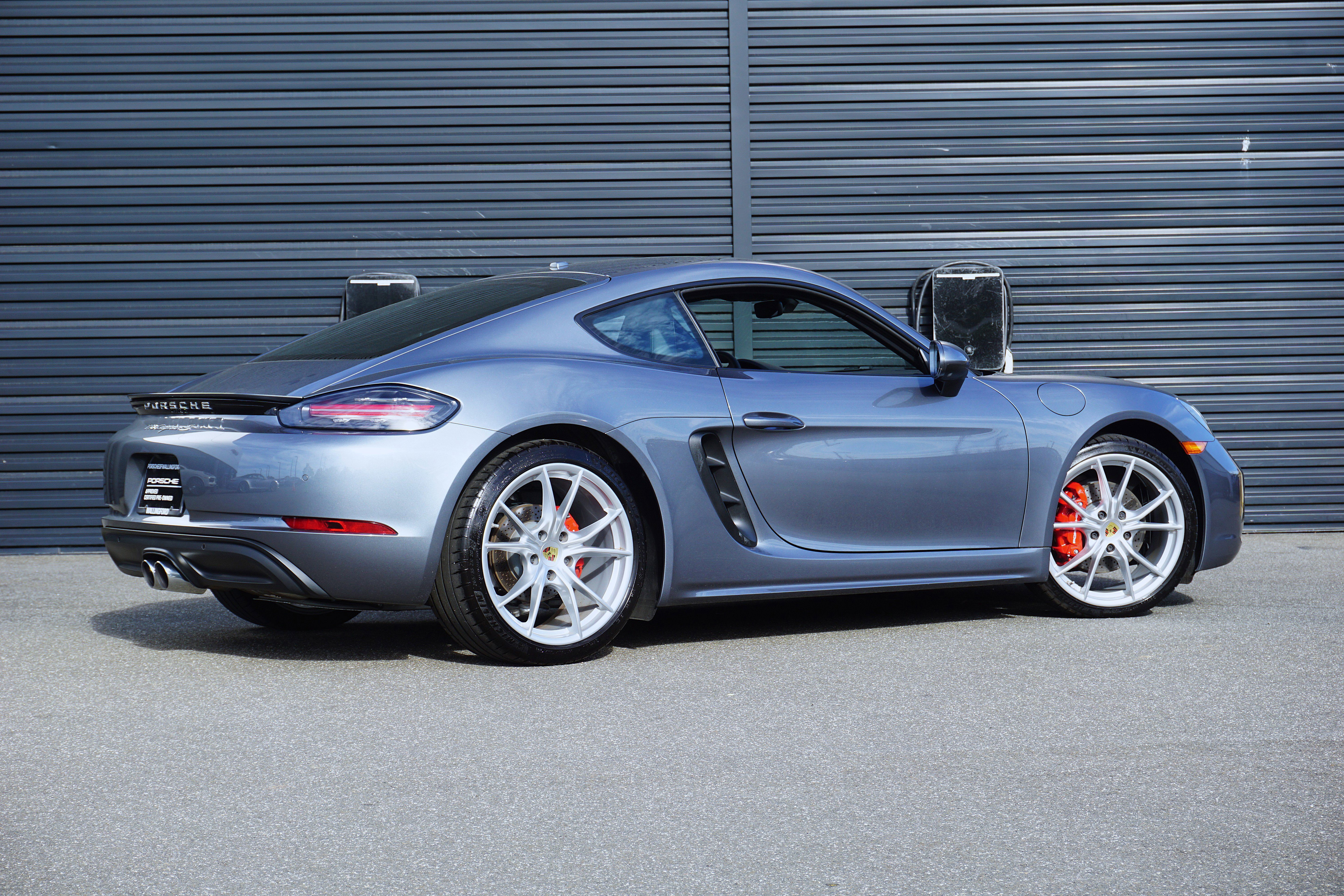 Certified 2025 Porsche 718 Cayman GT4 RS RWD image 11