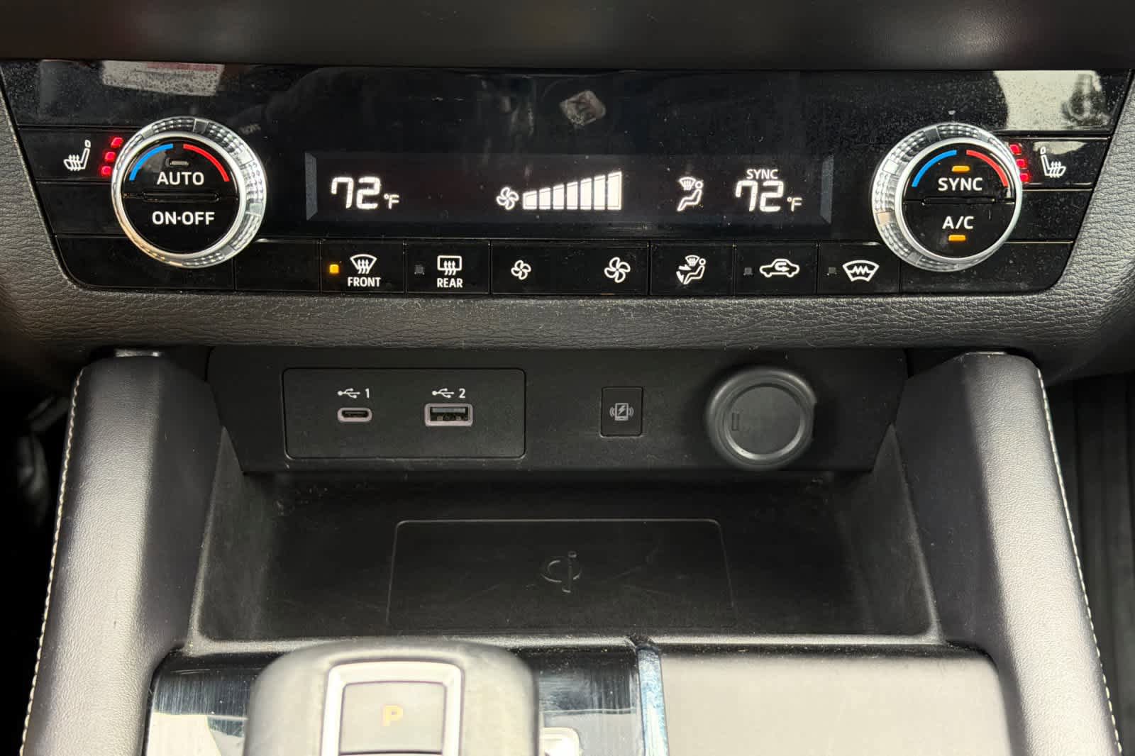 Used 2024 Mitsubishi Outlander SE image 24