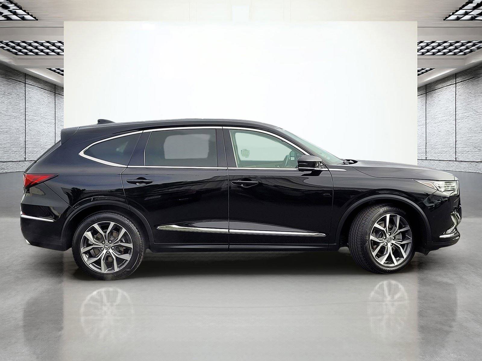 Used 2023 Acura MDX SH-AWD w/ Technology Package image 6