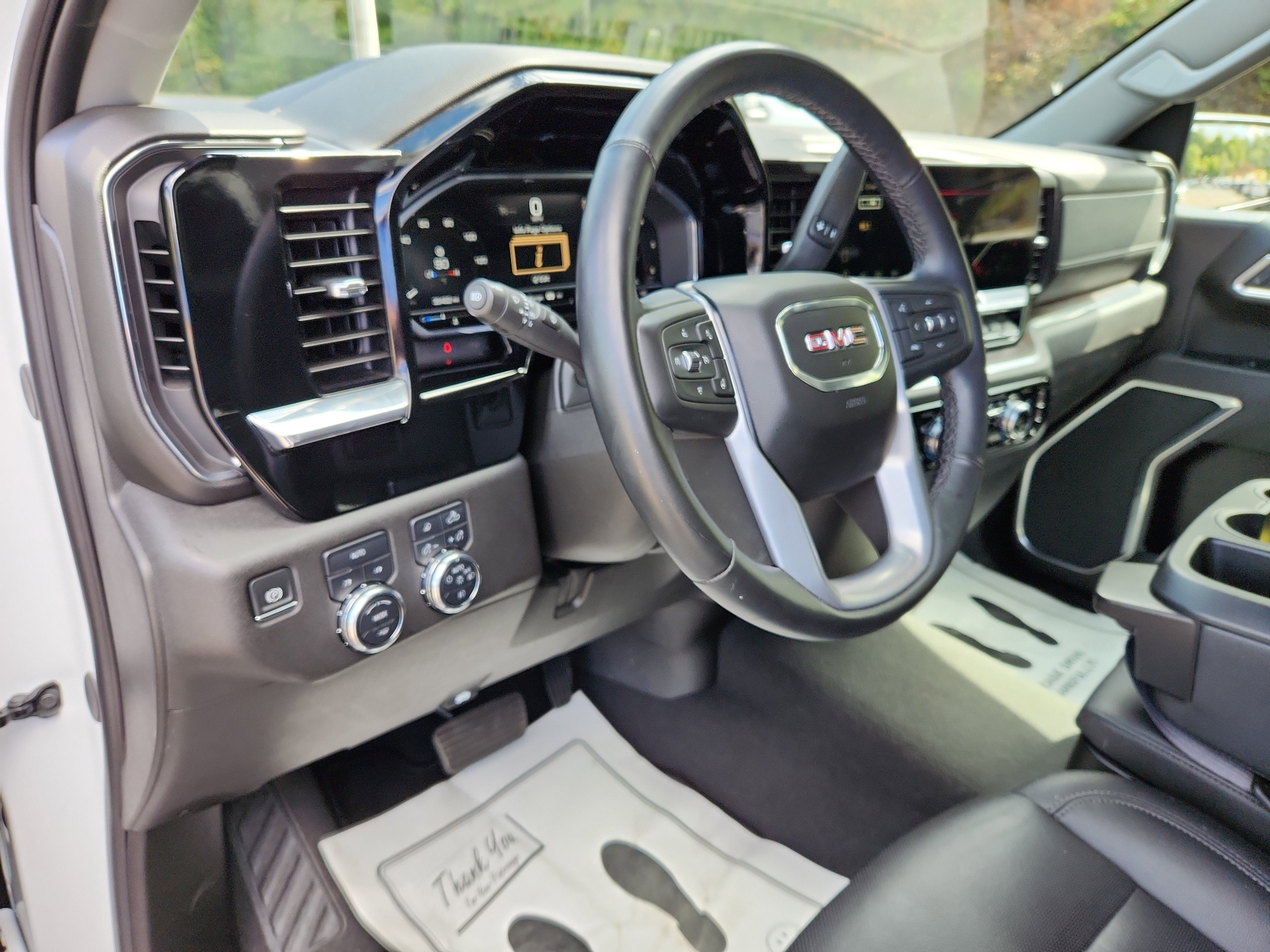 Used 2025 GMC Sierra 1500 SLT image 25