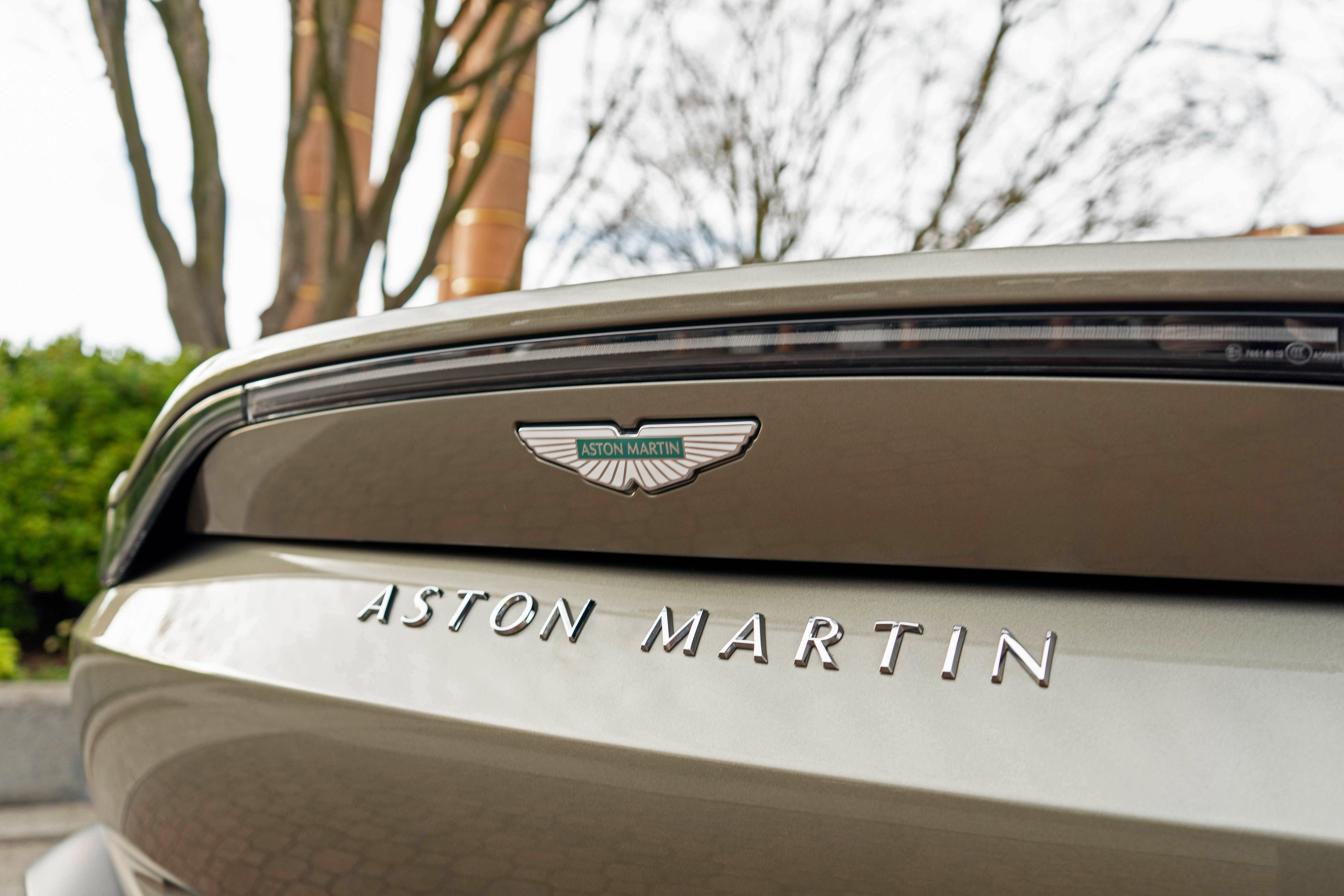 Used 2025 Aston Martin V8 Vantage Coupe image 7