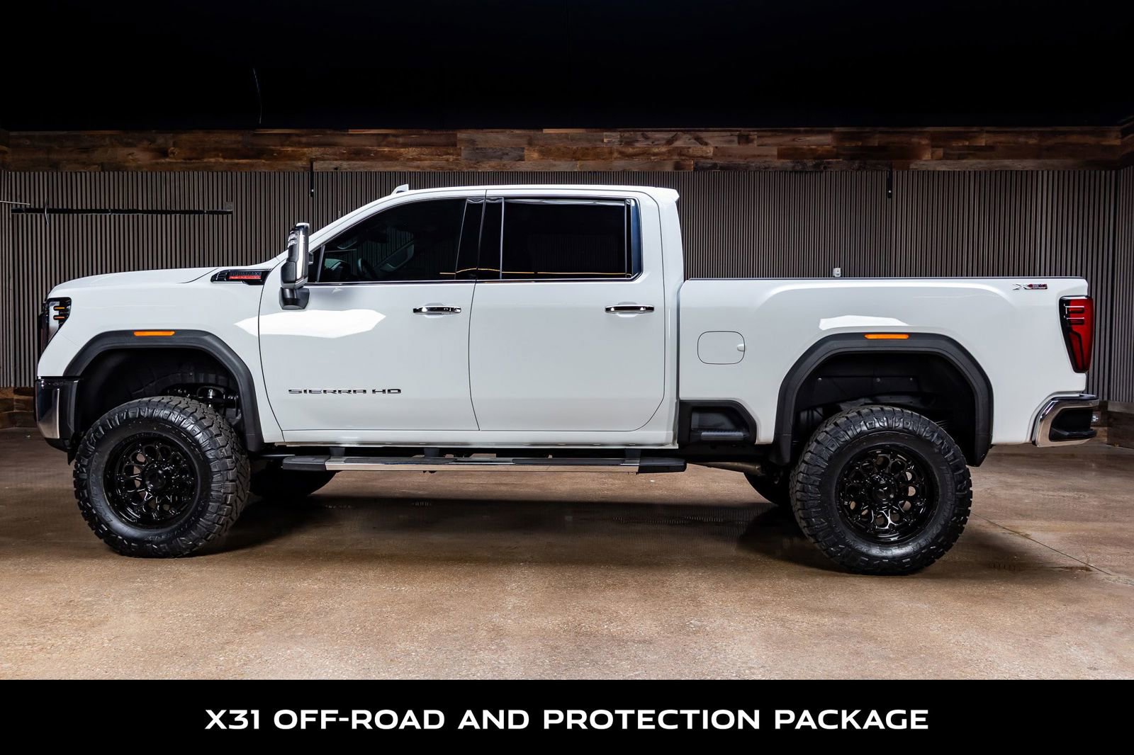 Used 2025 GMC Sierra 2500 SLT image 6