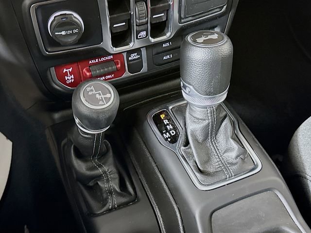 Used 2024 Jeep Wrangler Willys image 16