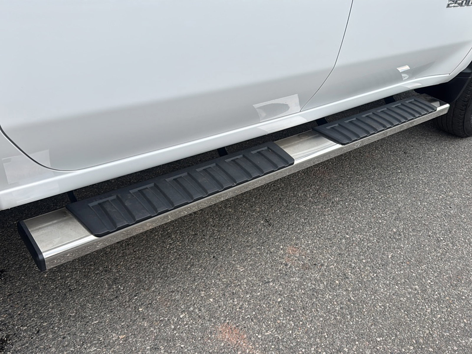 Used 2025 Chevrolet Silverado 2500 LT w/ Convenience Package image 29