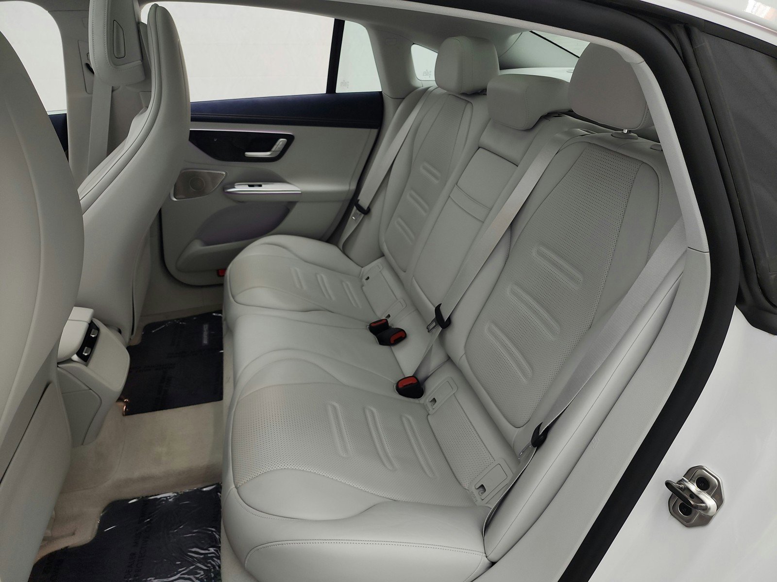 Used 2023 Mercedes-Benz EQE AMG 4MATIC Sedan image 14