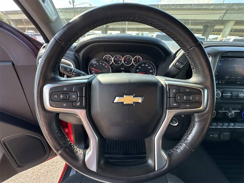 Used 2022 Chevrolet Silverado 1500 LT image 40