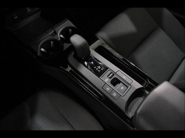Used 2026 Toyota Prius LE AWD/4WD image 16