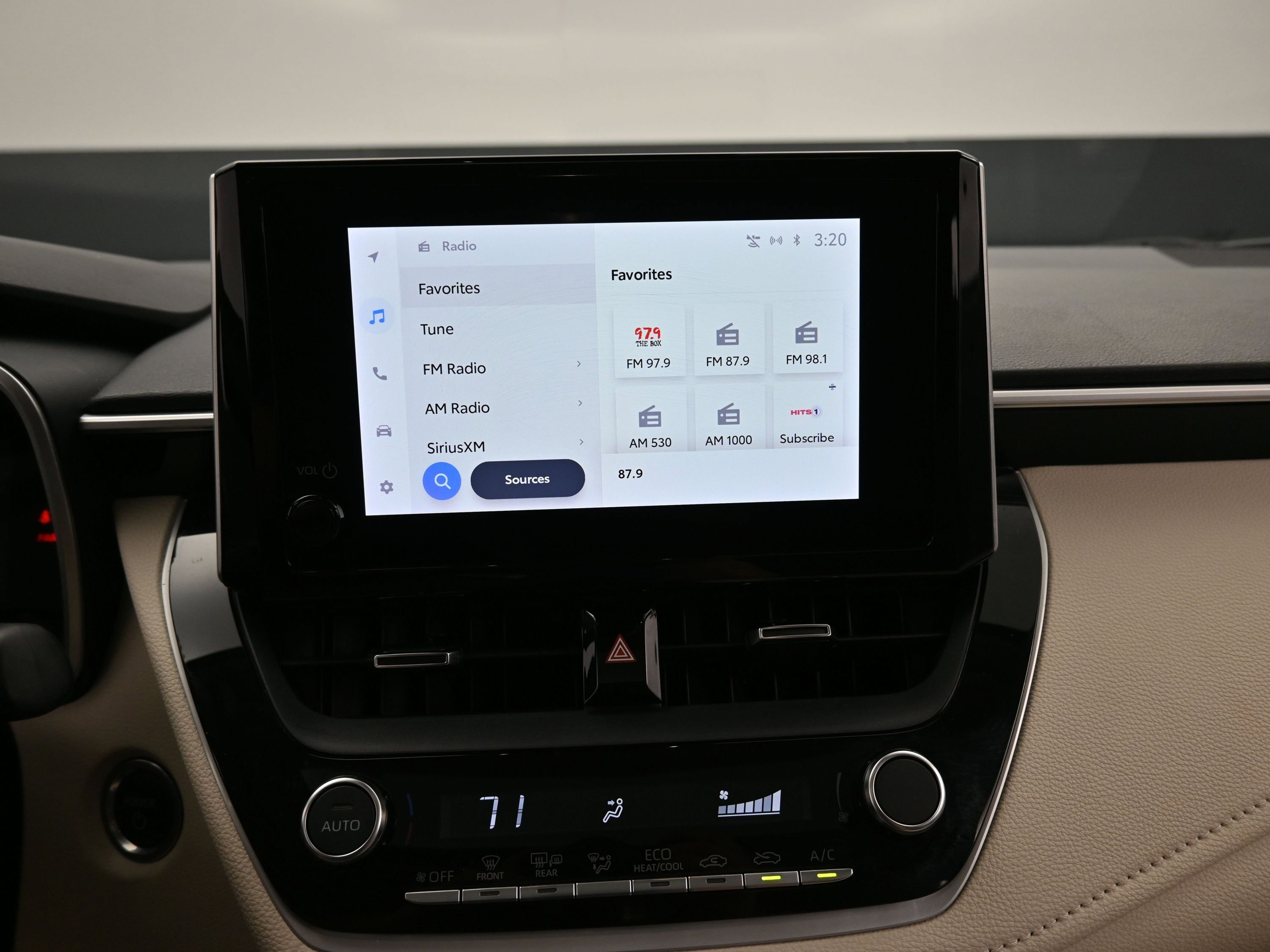 Certified 2024 Toyota Corolla XLE image 11