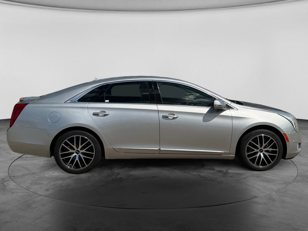 Used 2014 Cadillac XTS Luxury FWD image 11